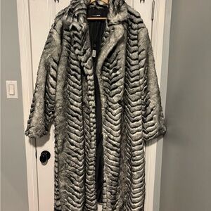 Fashion Nova Pretty Prestigious Faux Fur Trench Size 2X